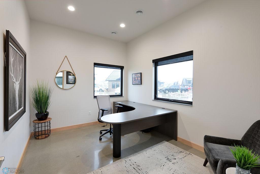 3267 Oak Ridge Loop E