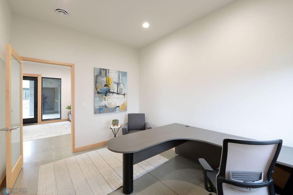 3267 Oak Ridge Loop E