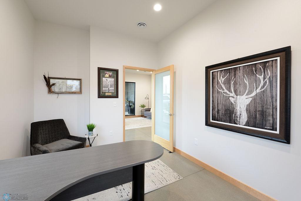 3267 Oak Ridge Loop E