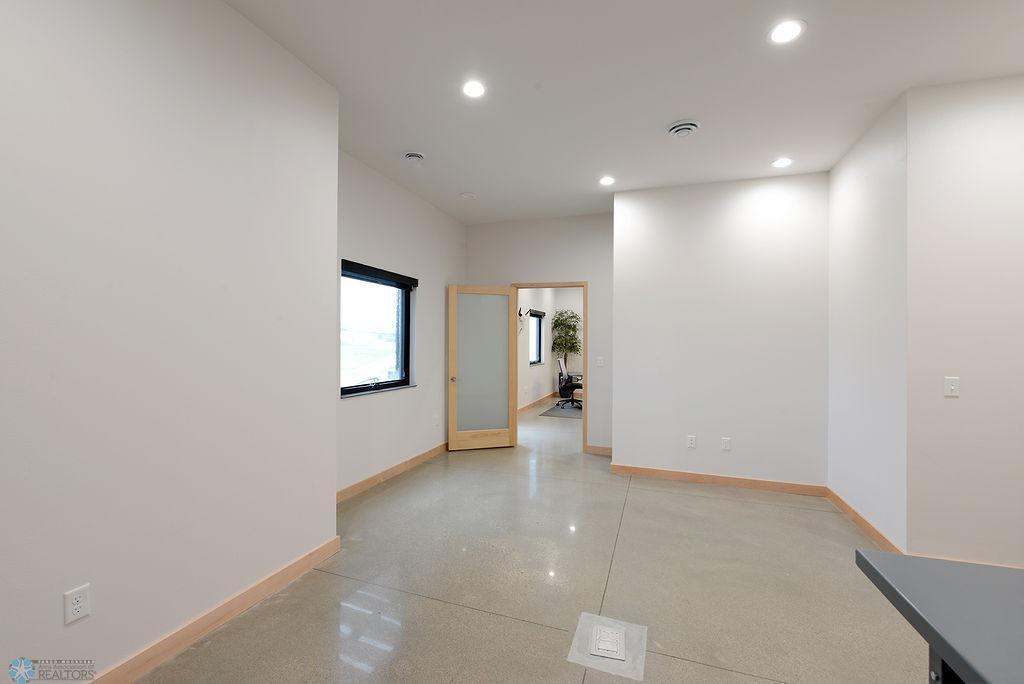 3267 Oak Ridge Loop E