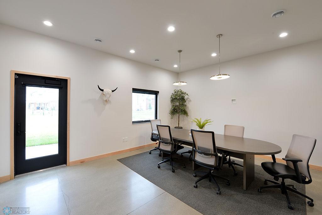 3267 Oak Ridge Loop E