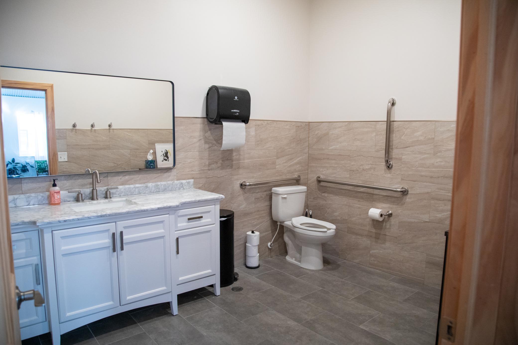 3224 Oak Ridge Loop E