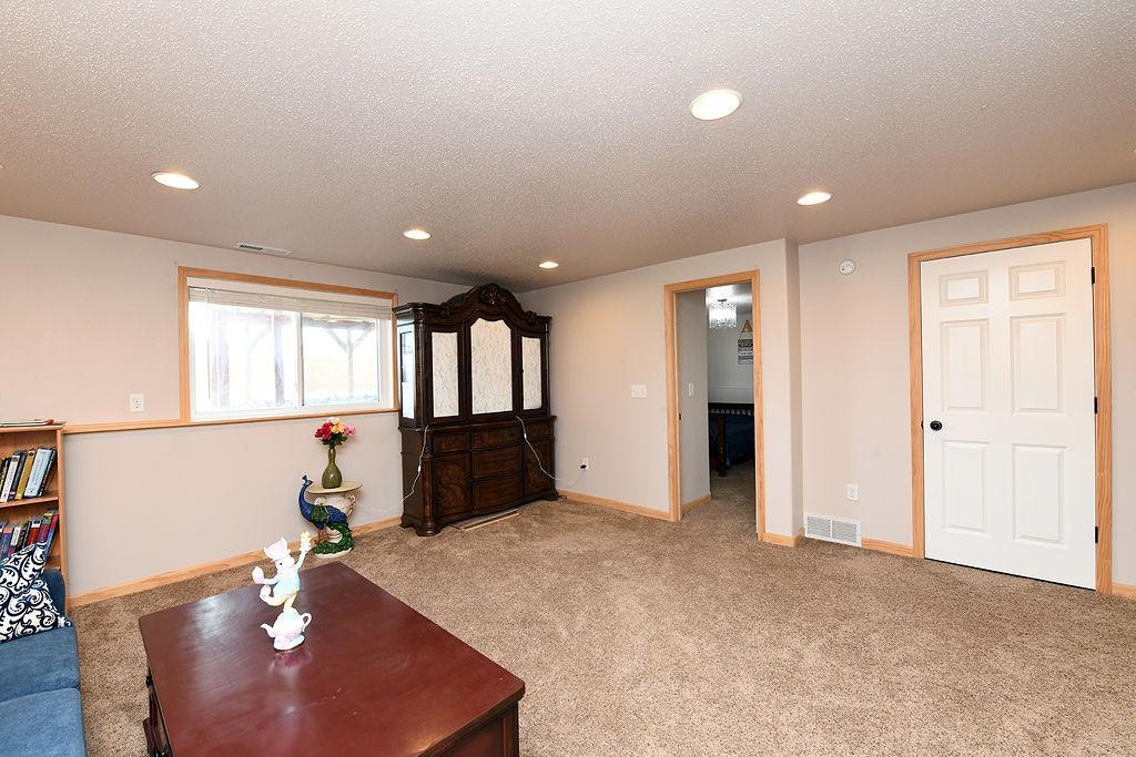 4584 Meadows Lane