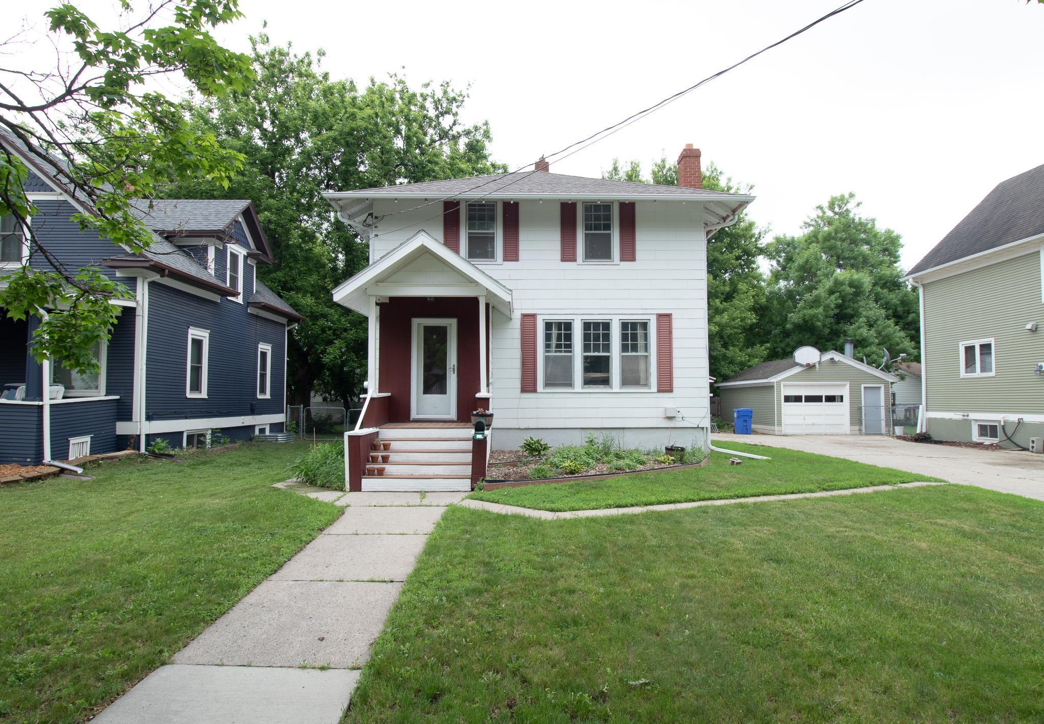 1033 12th Street N