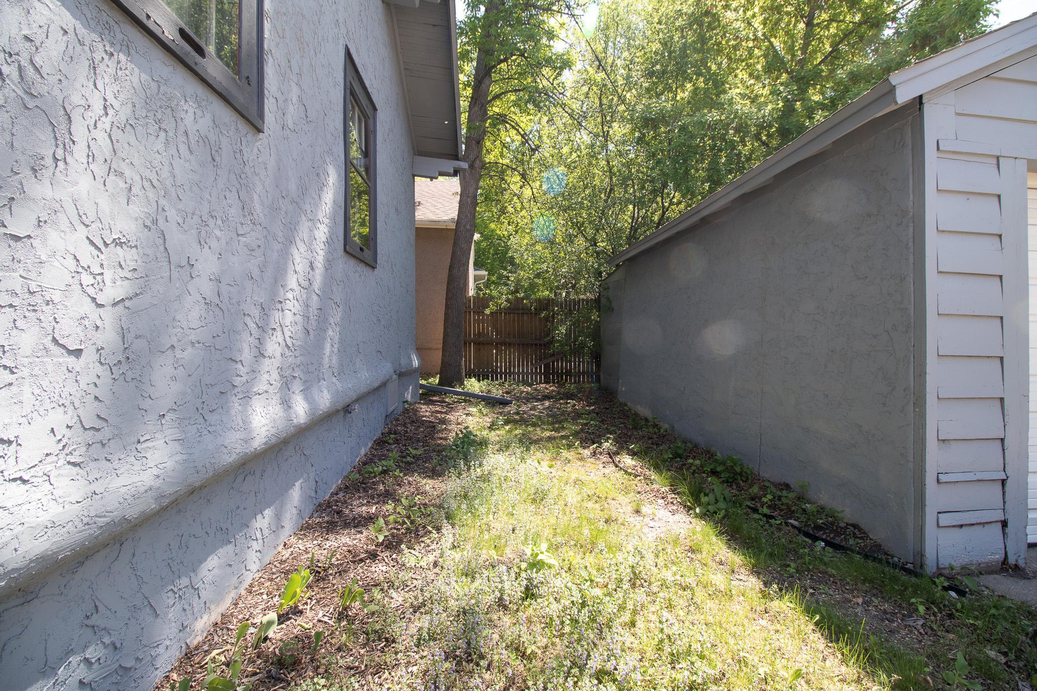 1301 10th Street S