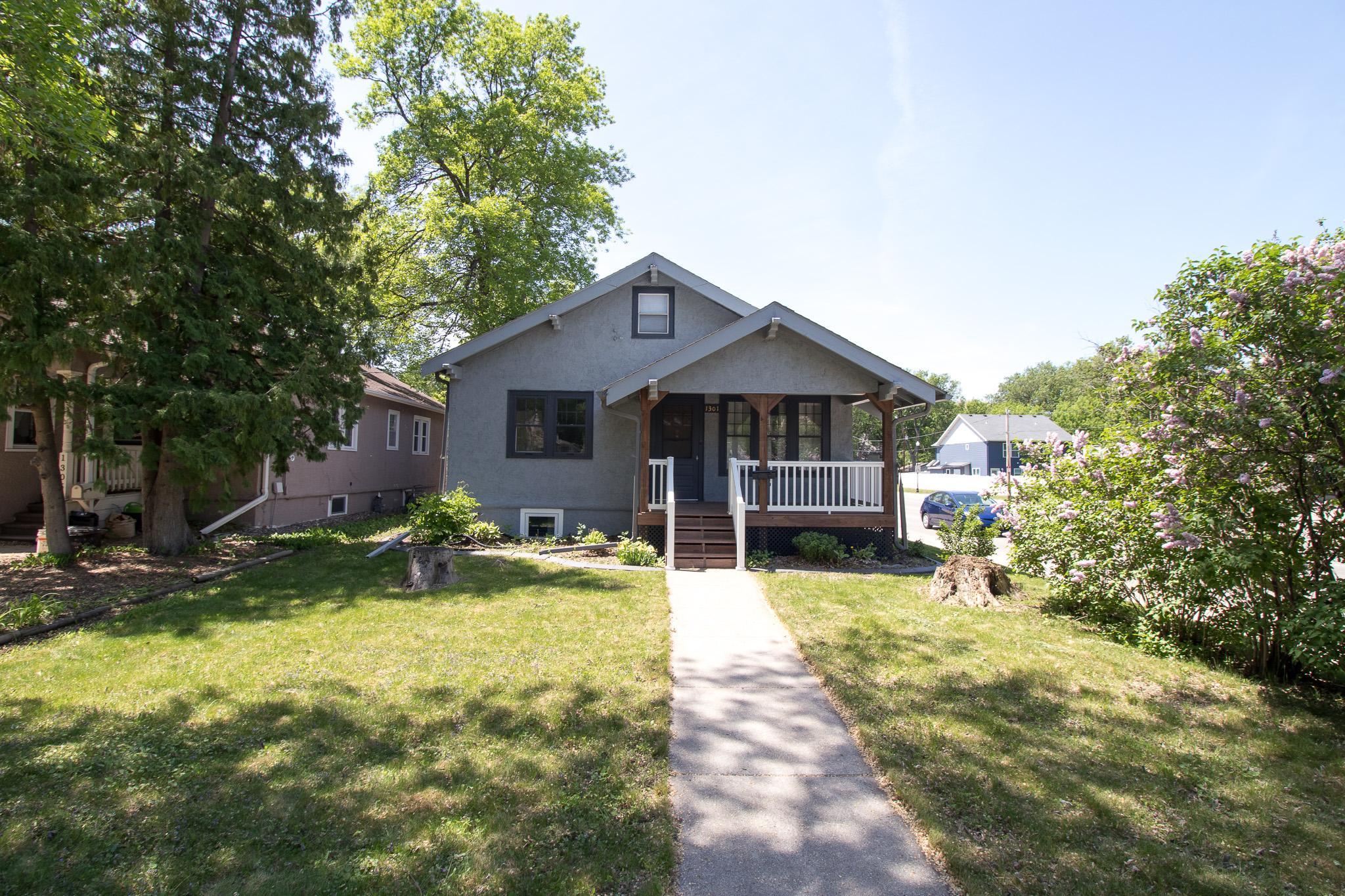 1301 10th Street S