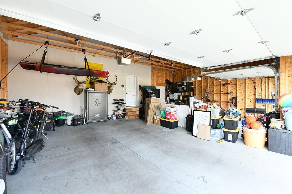7902 Firefly Lane