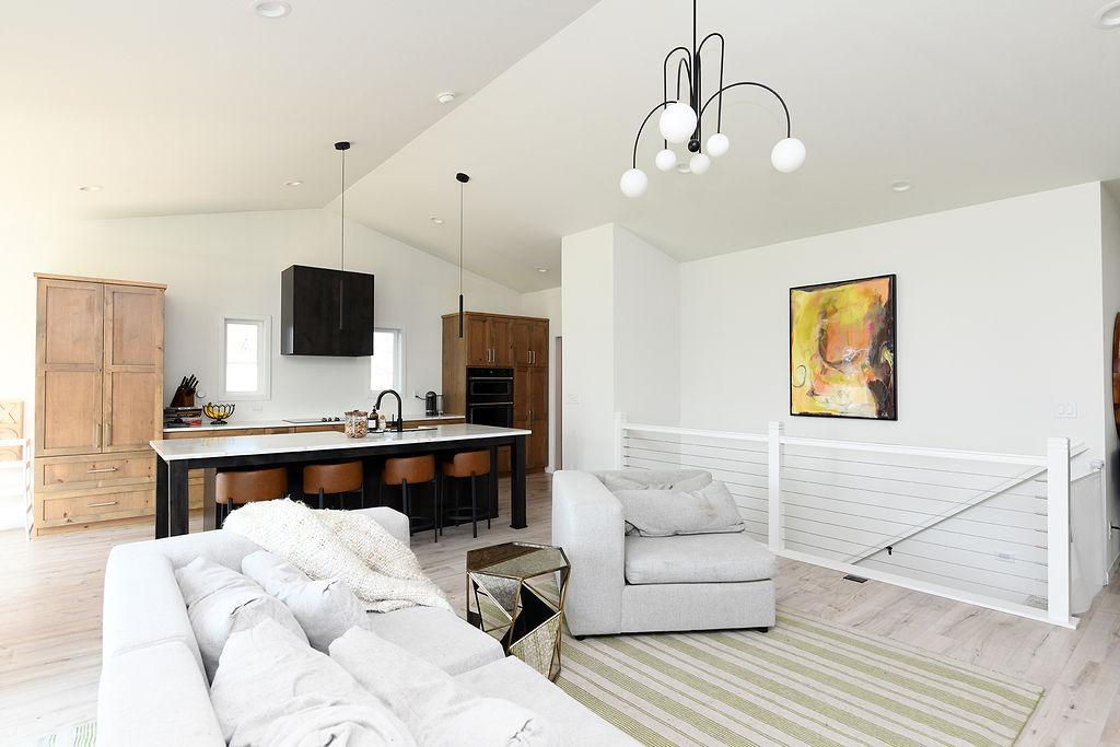 7902 Firefly Lane