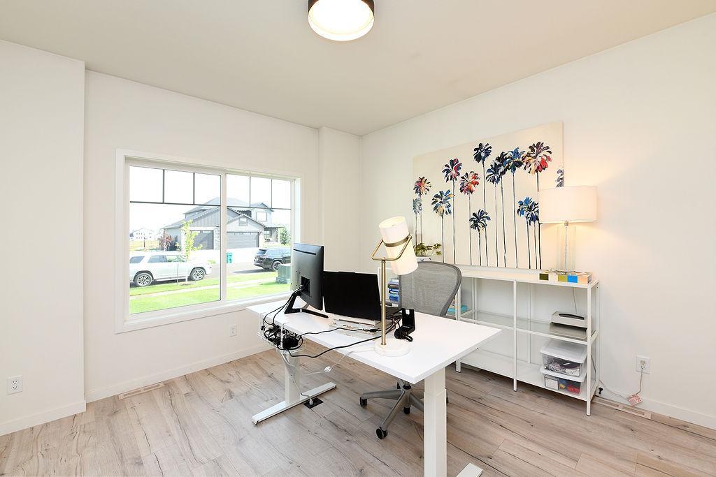 7902 Firefly Lane