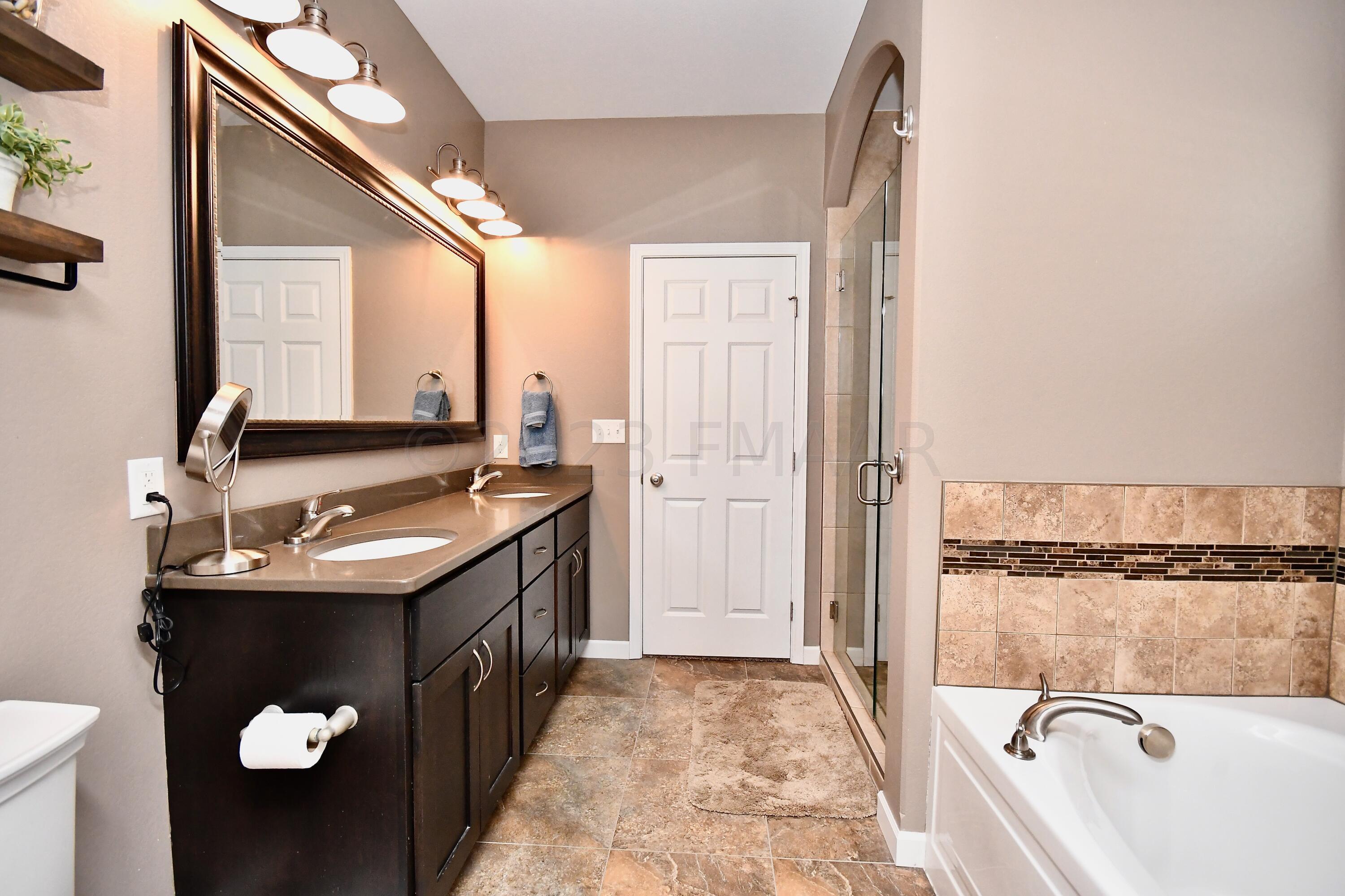 4275 PONDEROSA Place S