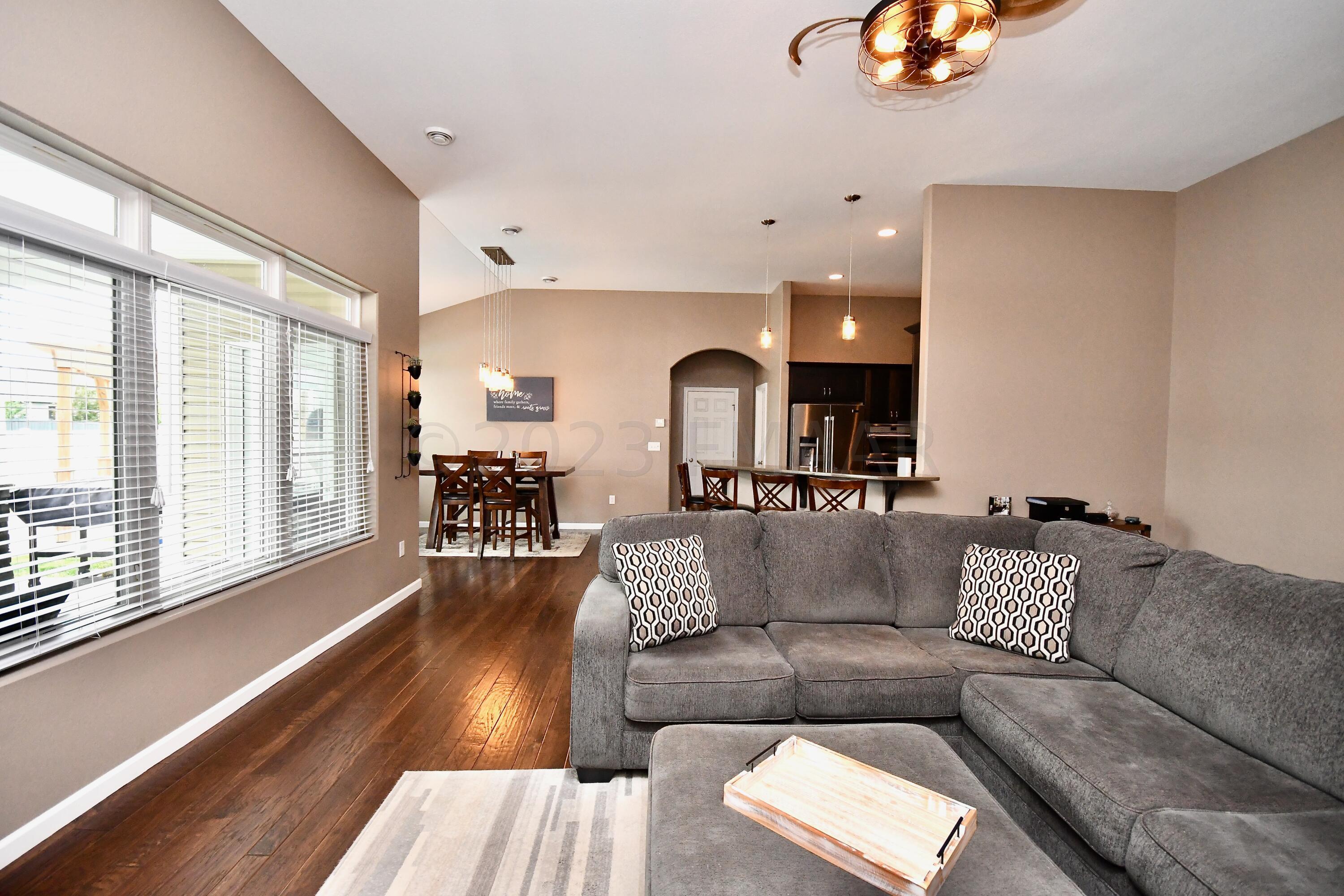 4275 PONDEROSA Place S