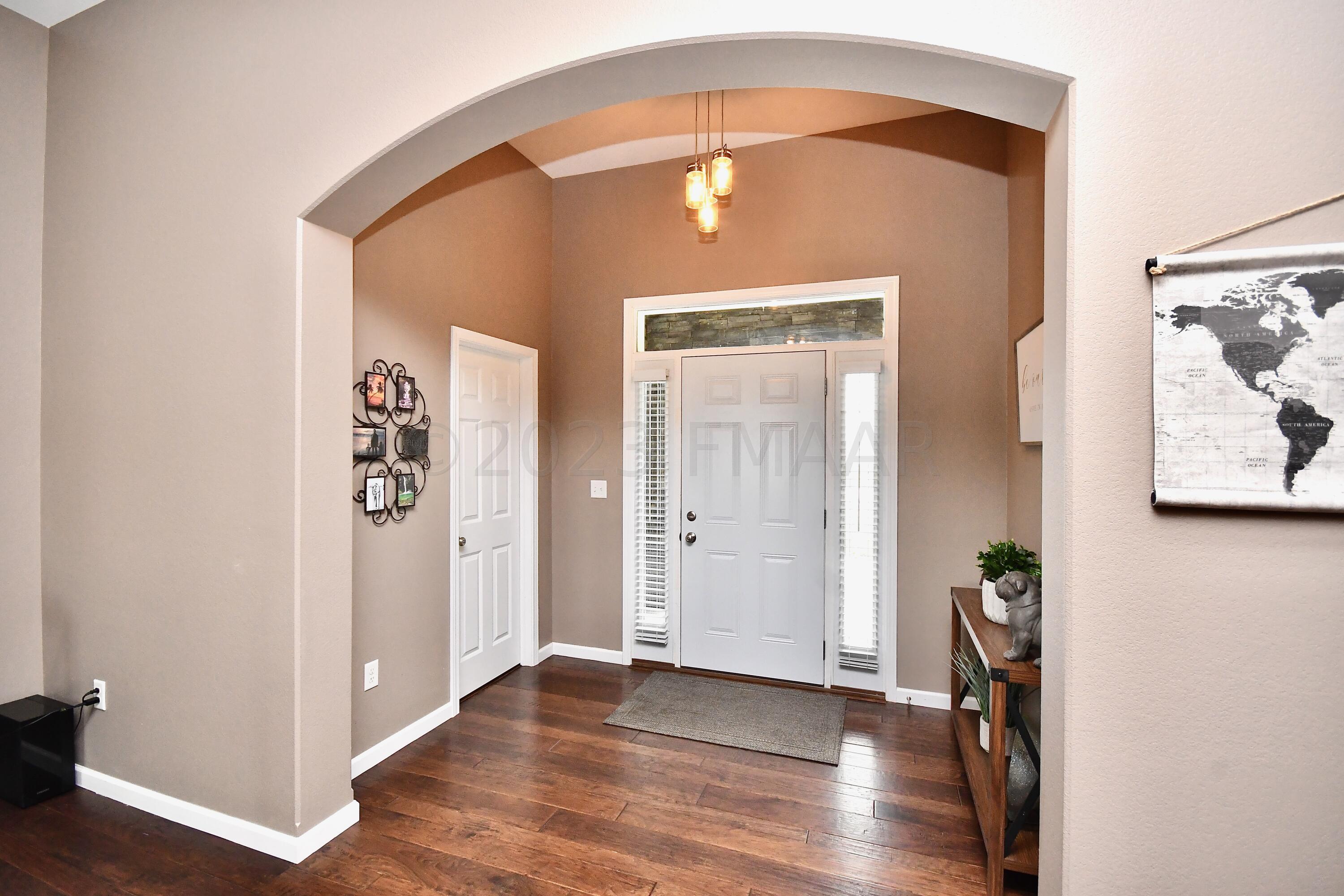 4275 PONDEROSA Place S