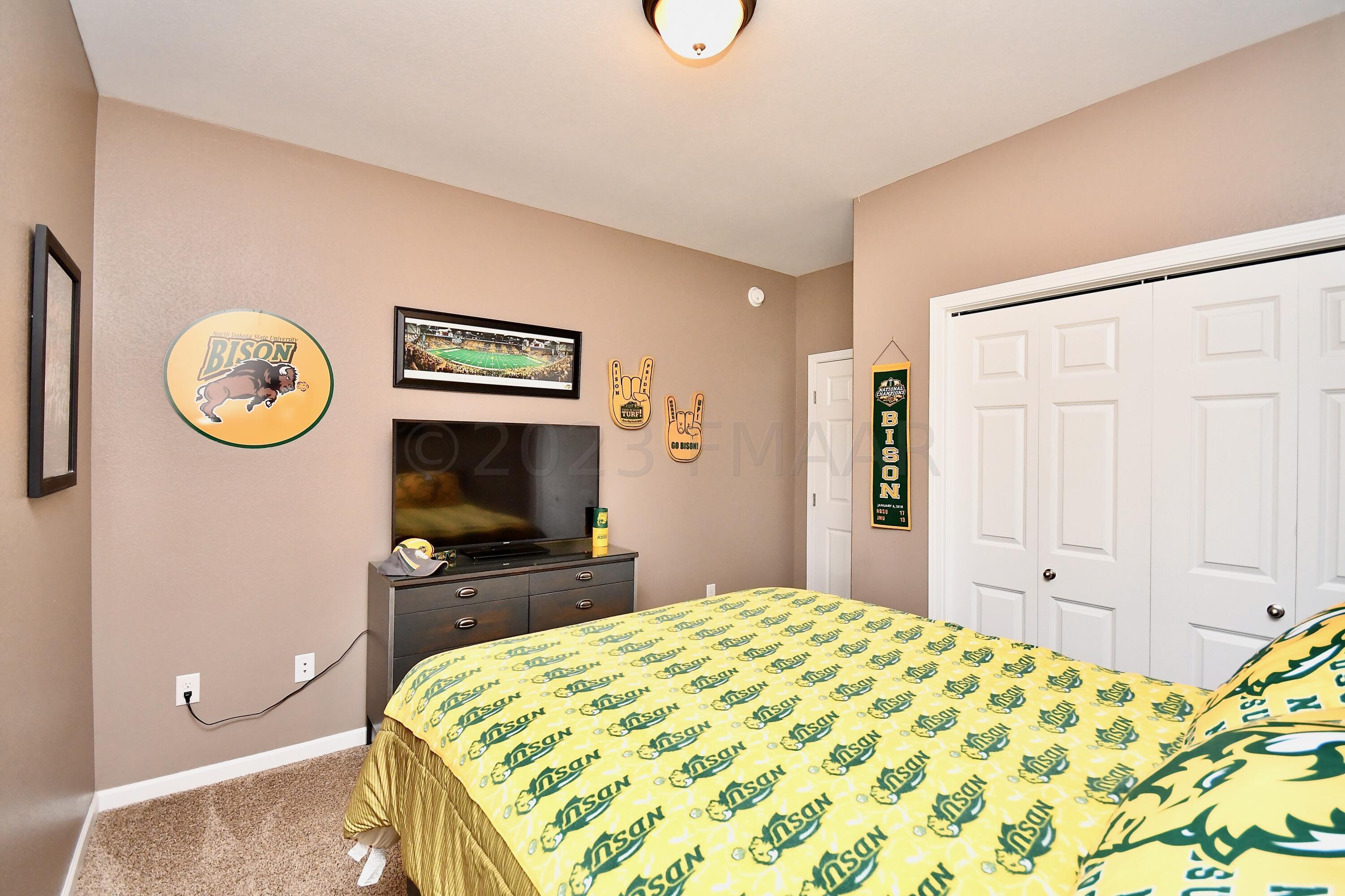 4275 PONDEROSA Place S