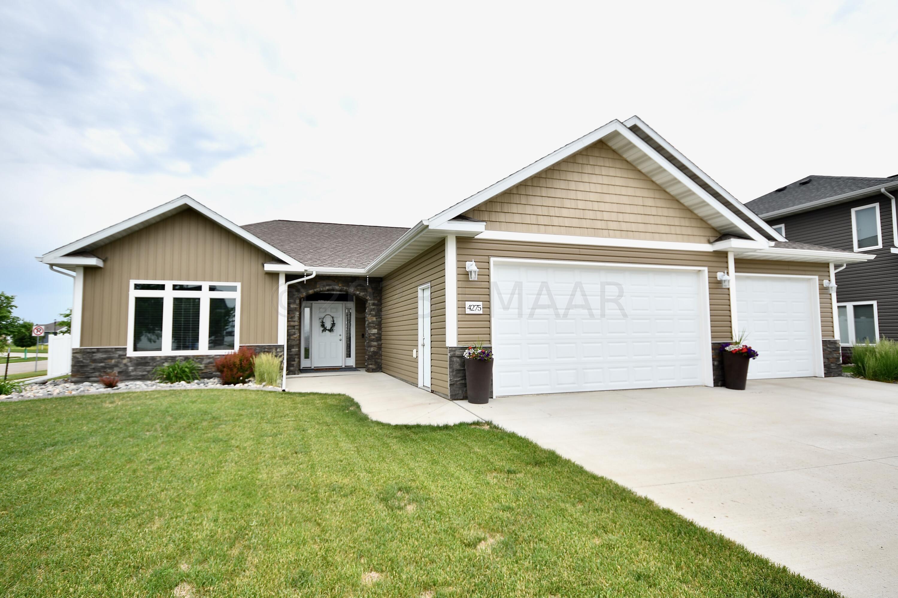 4275 PONDEROSA Place S