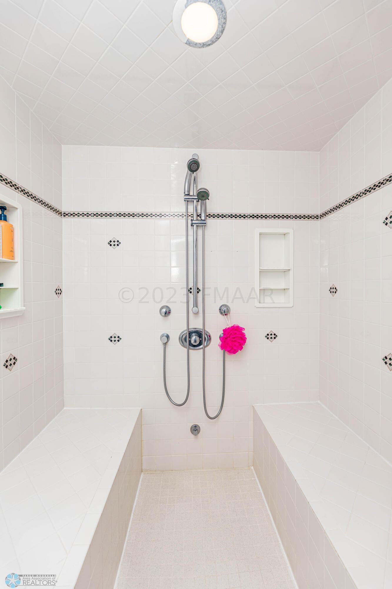 3513 WESTMOOR Circle