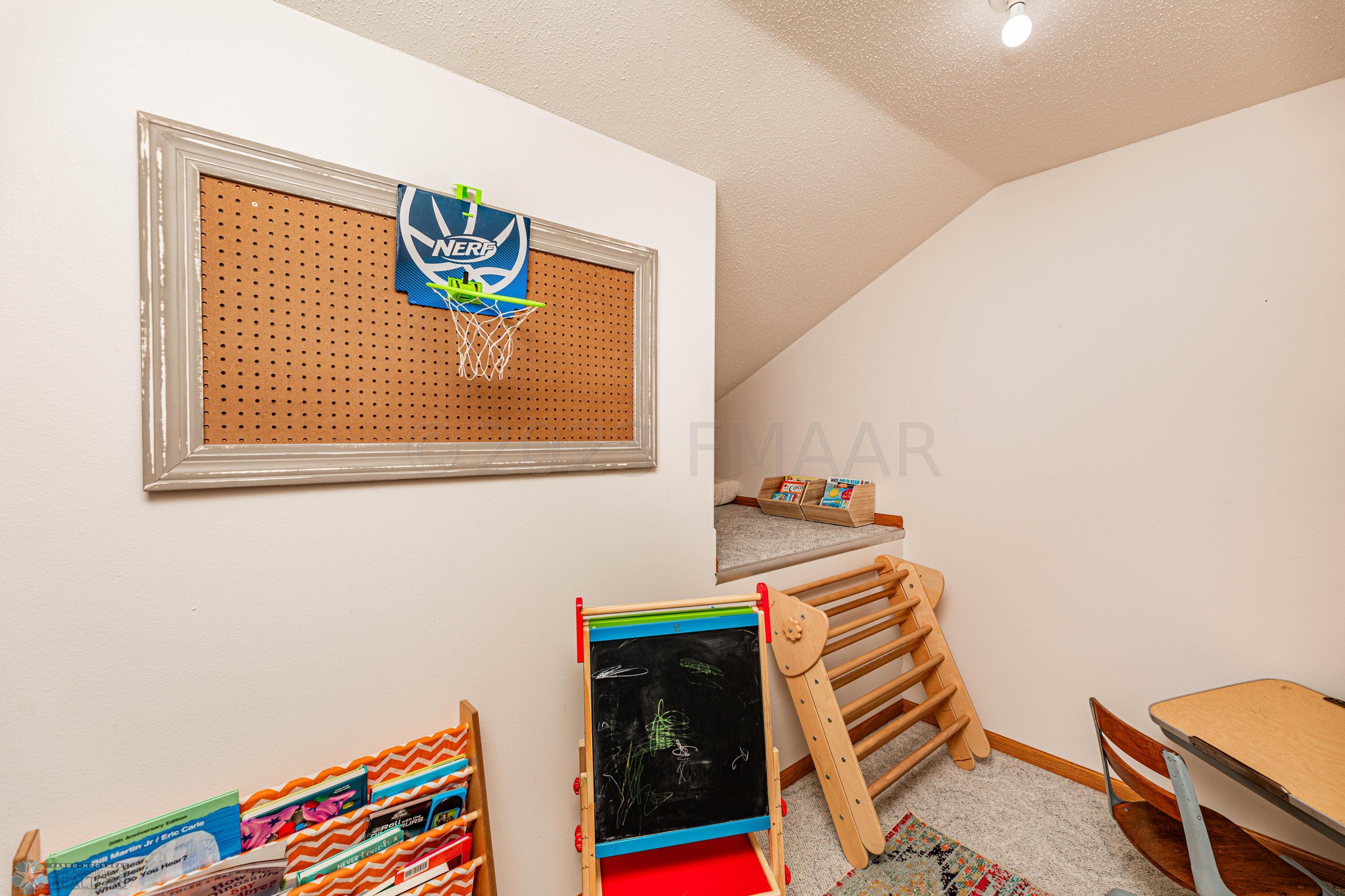 3513 WESTMOOR Circle