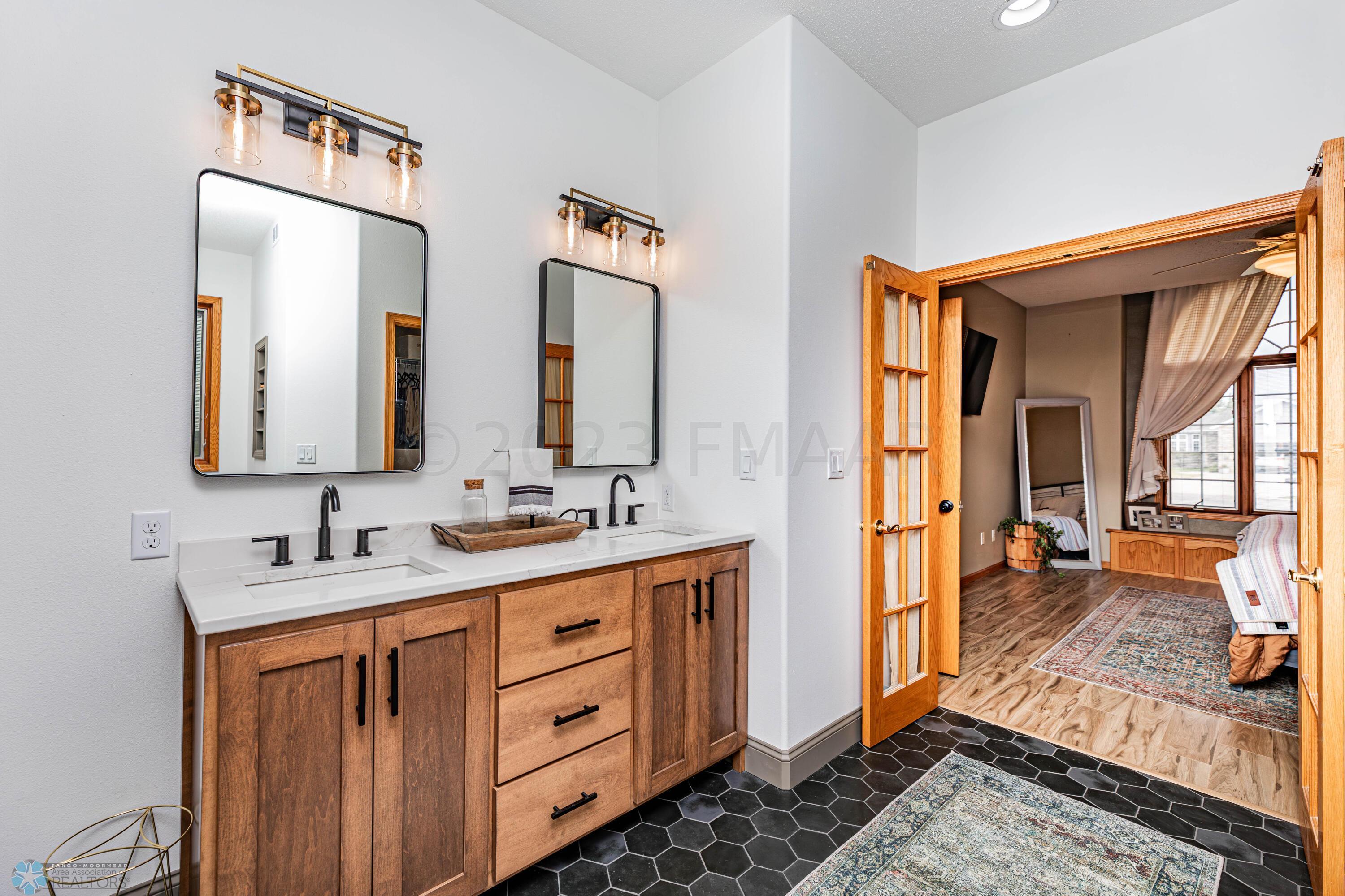 3513 WESTMOOR Circle