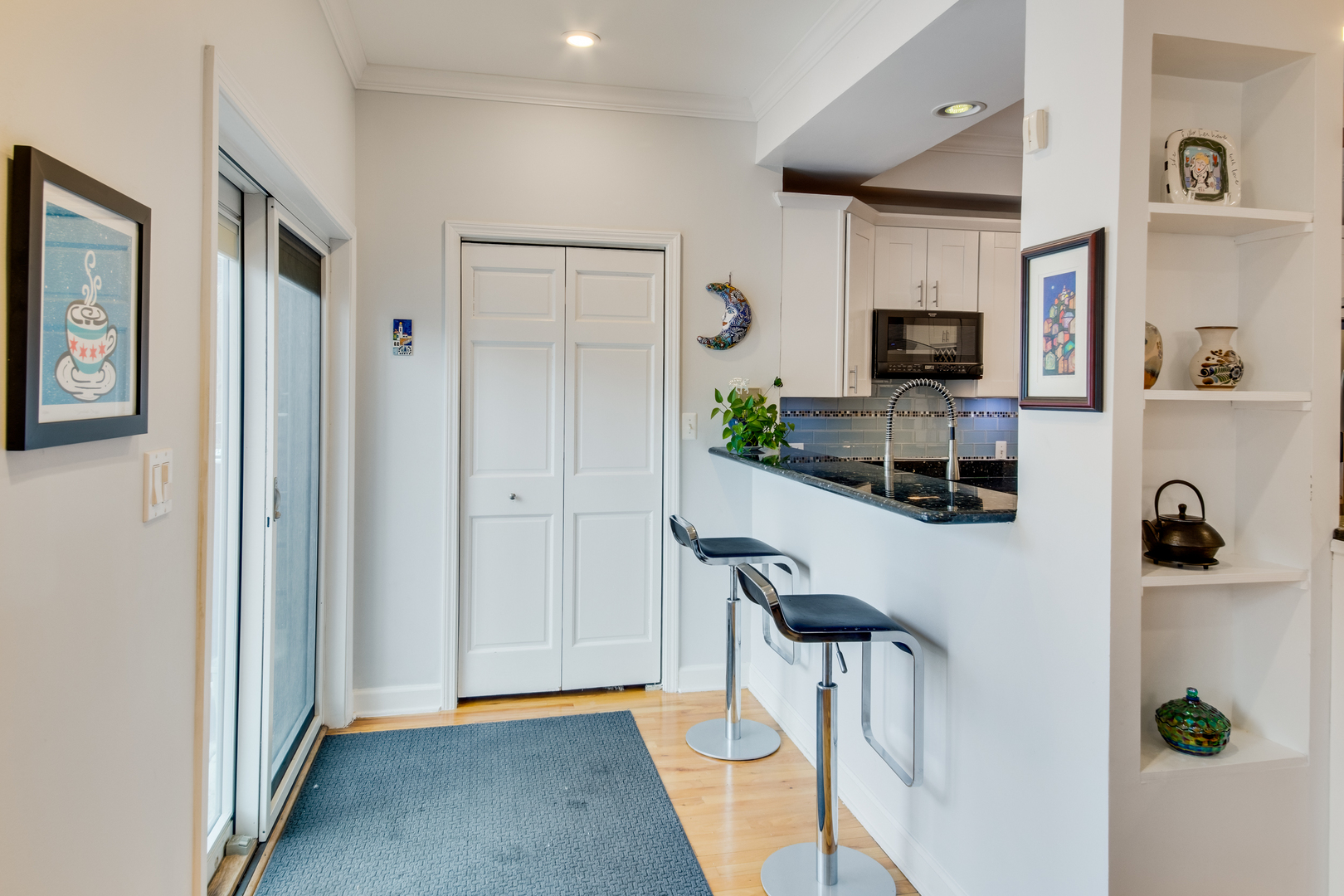 3735 N Bosworth Avenue