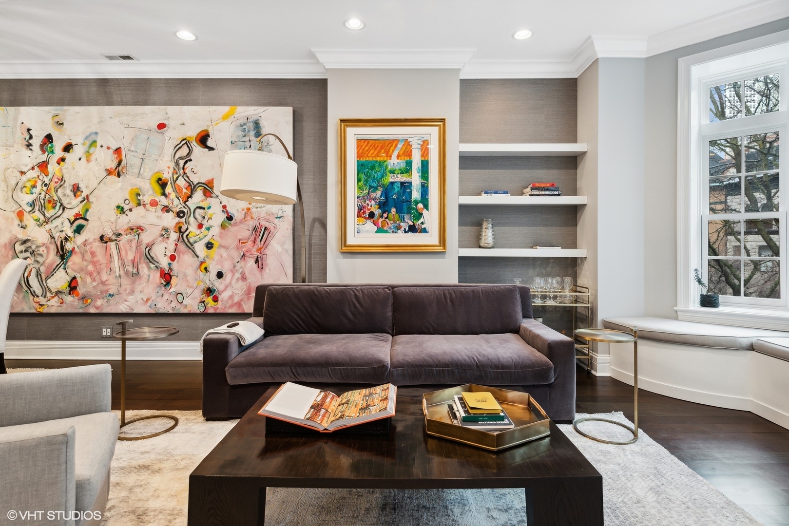 22 E Division Street Unit: 2