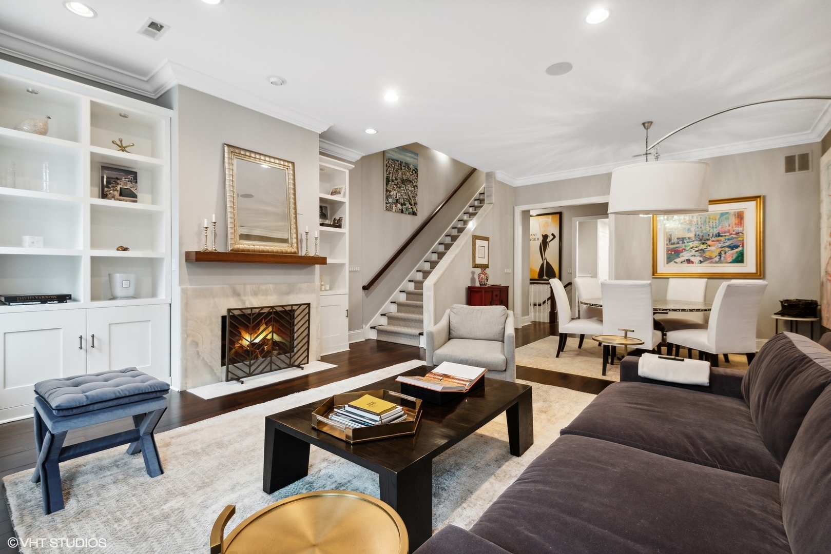 22 E Division Street Unit: 2