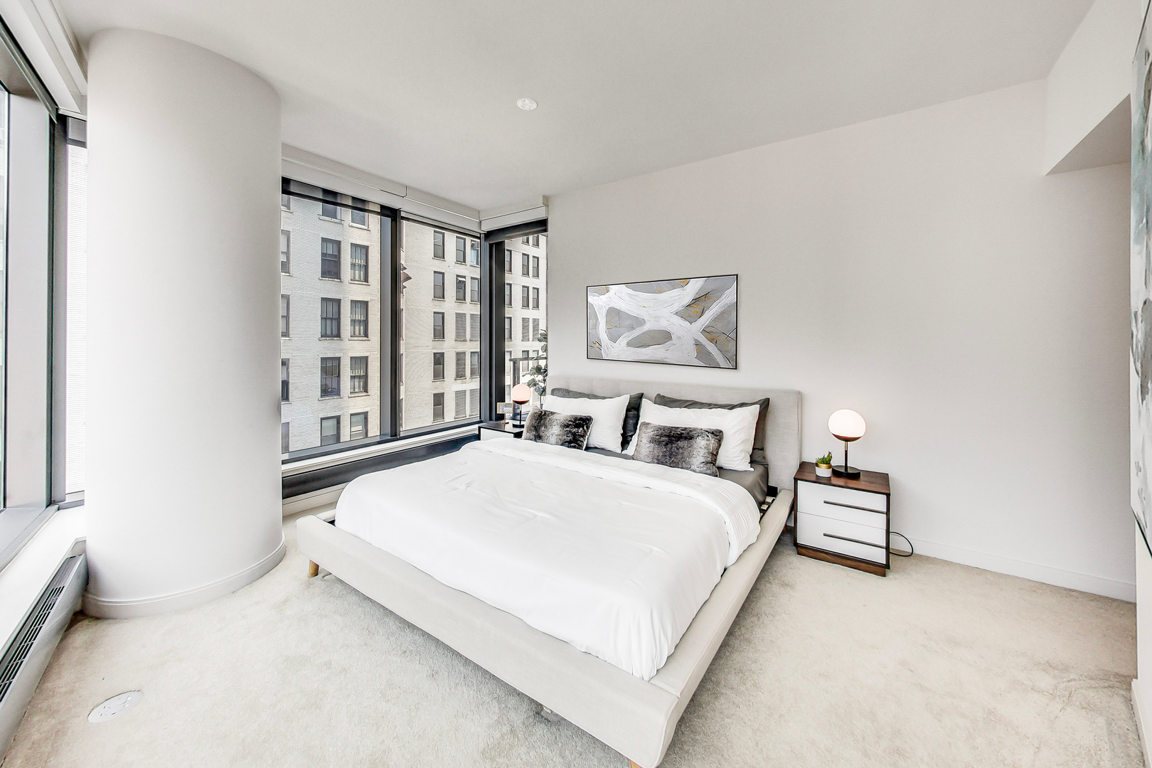 60 E Monroe Street Unit: 1707