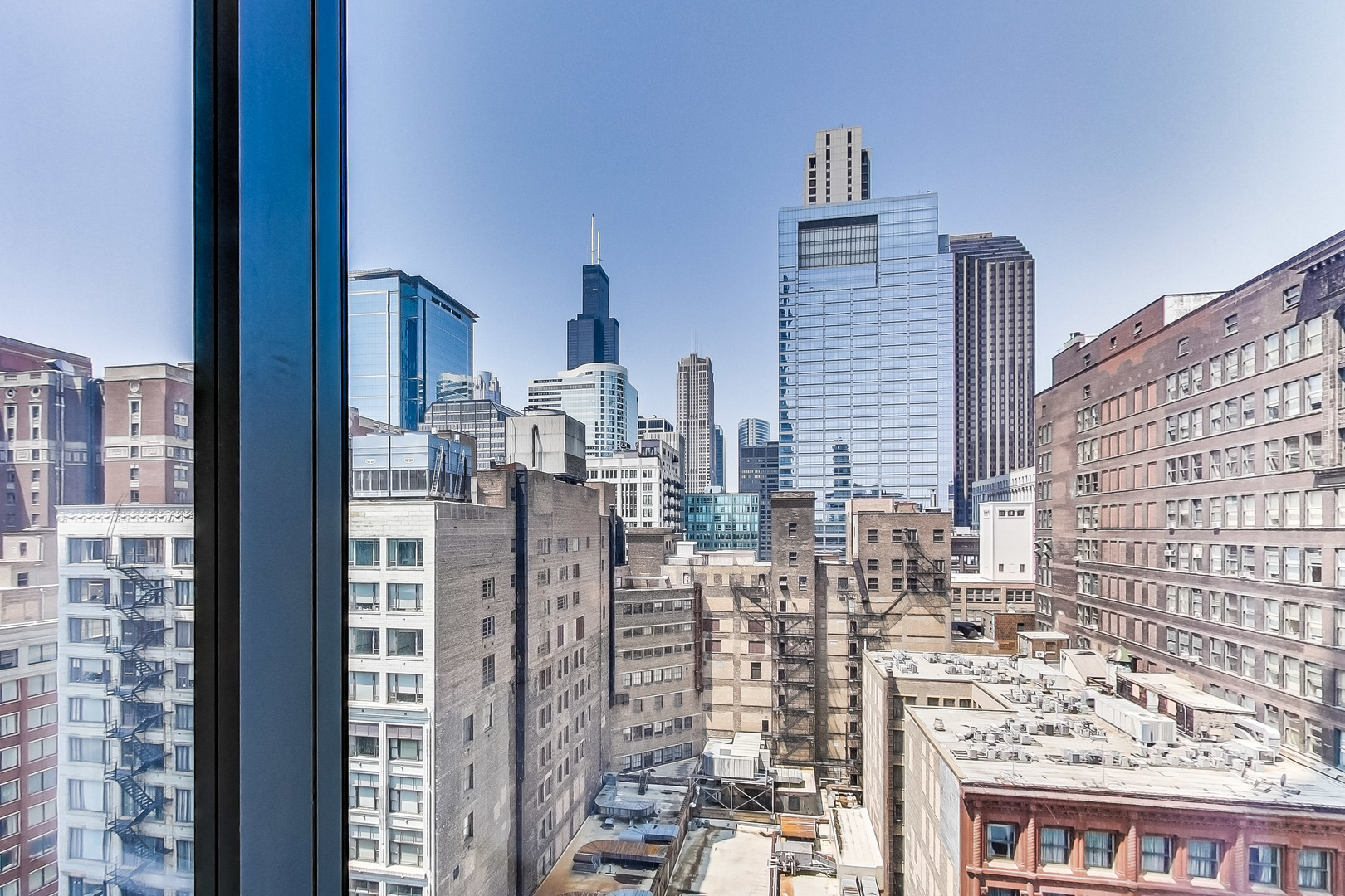 60 E Monroe Street Unit: 1707