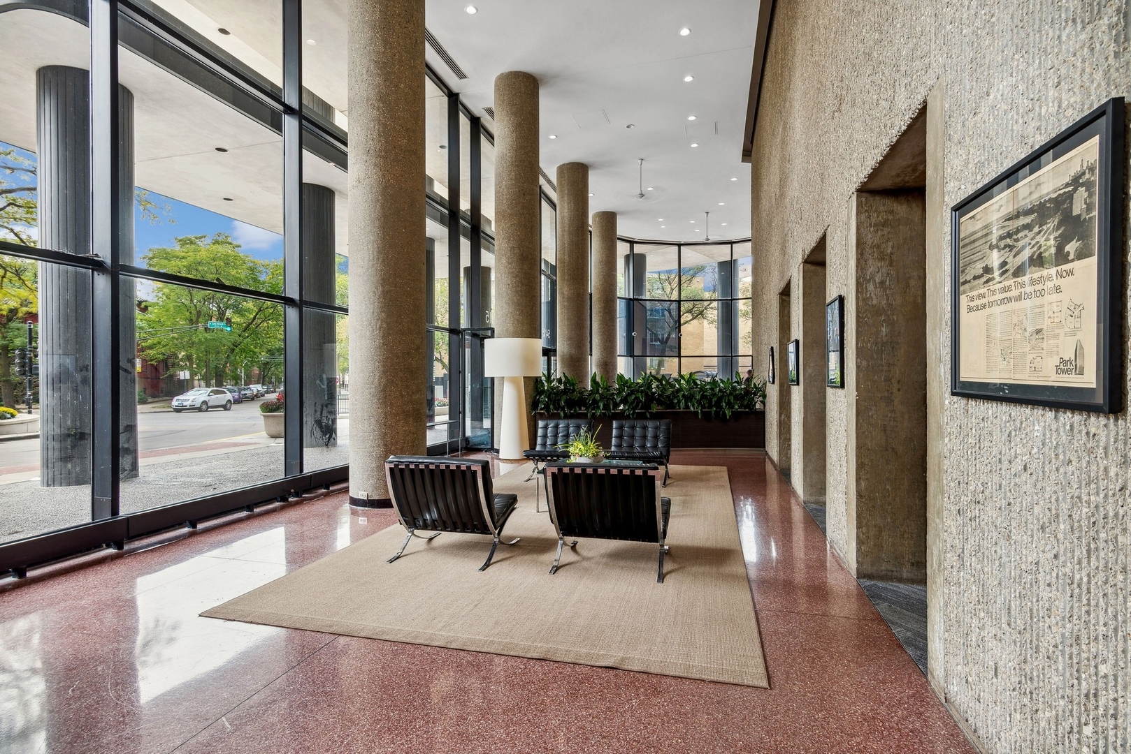 5415 N SHERIDAN Road Unit: 3811-10