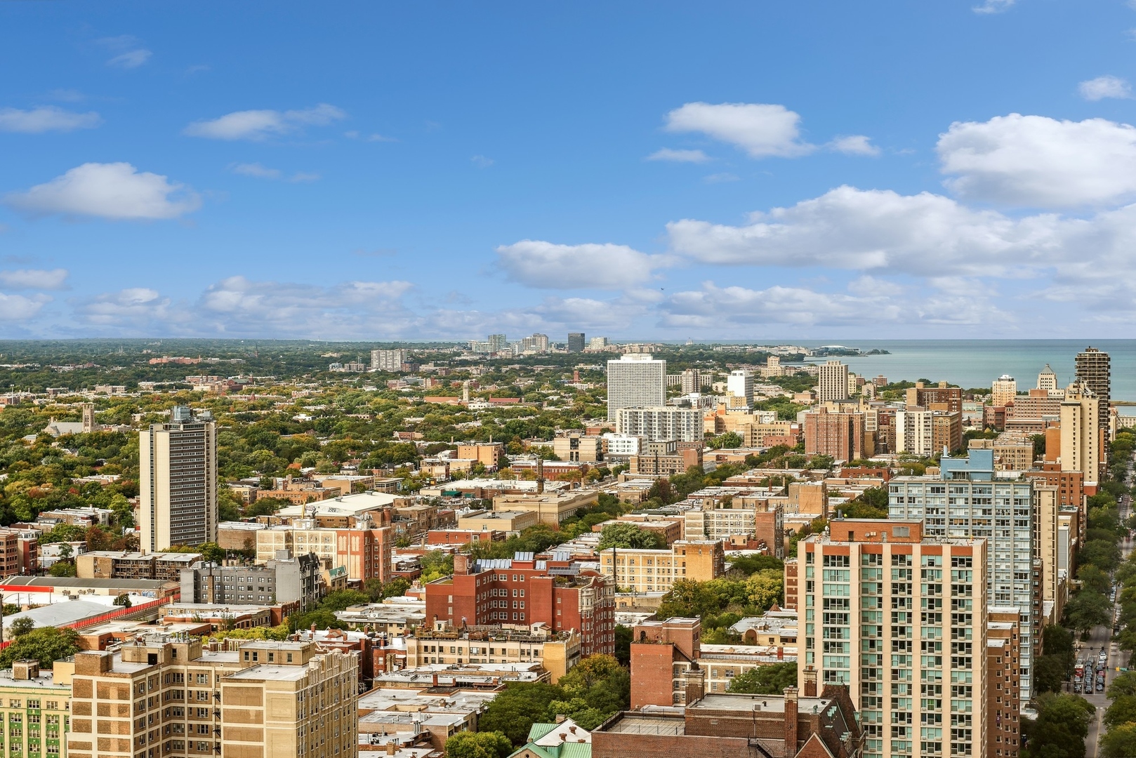 5415 N SHERIDAN Road Unit: 3811-10