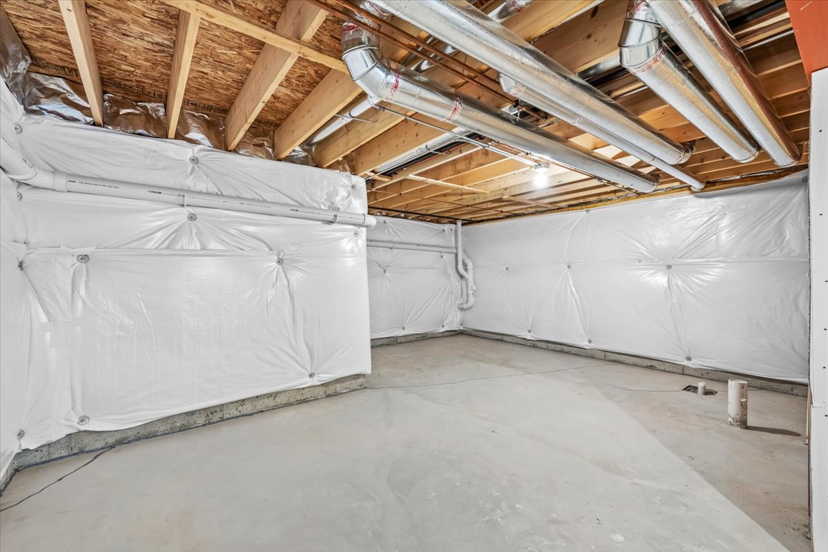 3782 HONEYSUCKLE Lane