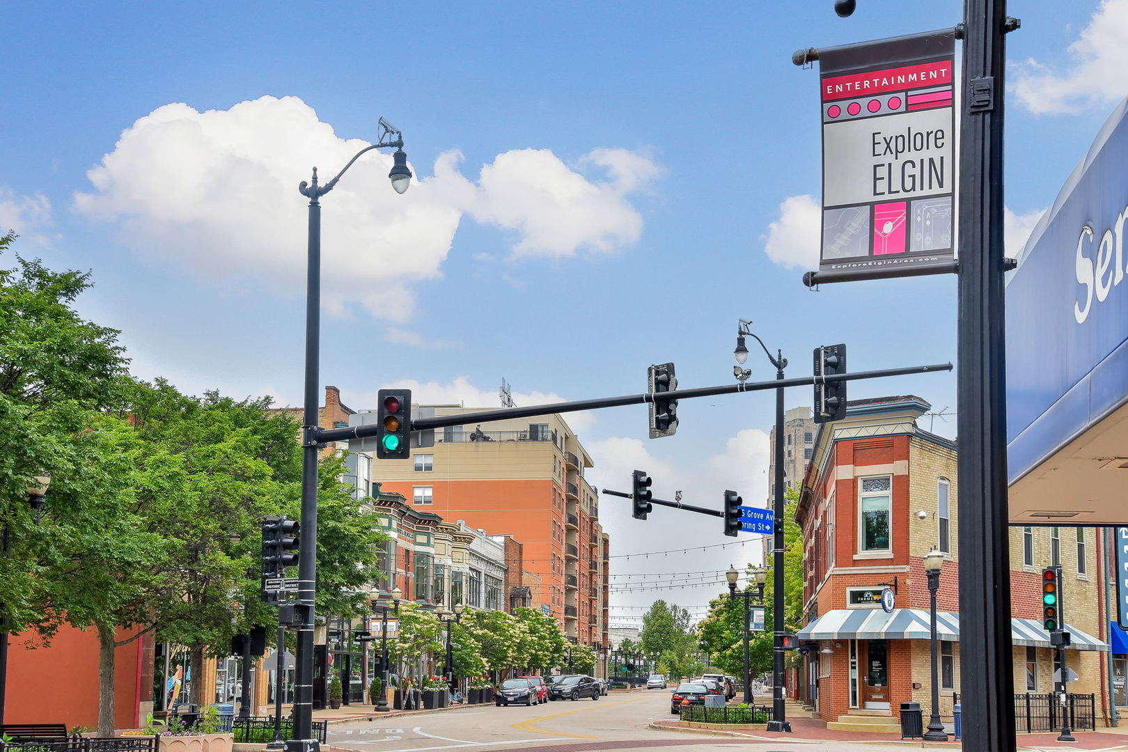 3782 HONEYSUCKLE Lane