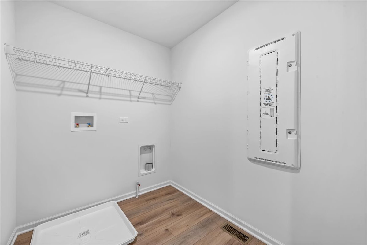 3782 HONEYSUCKLE Lane