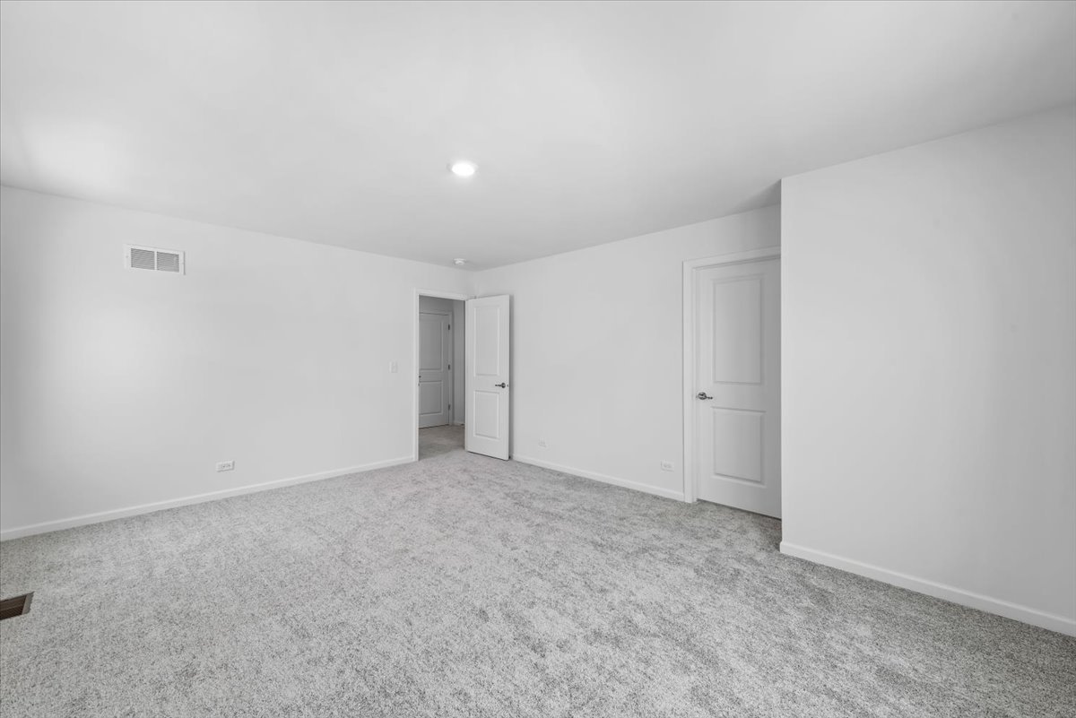 117 HEDGEROW Drive