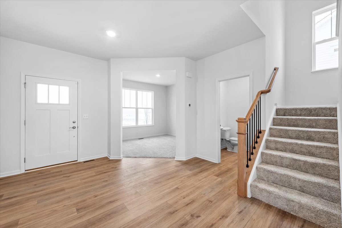 117 HEDGEROW Drive