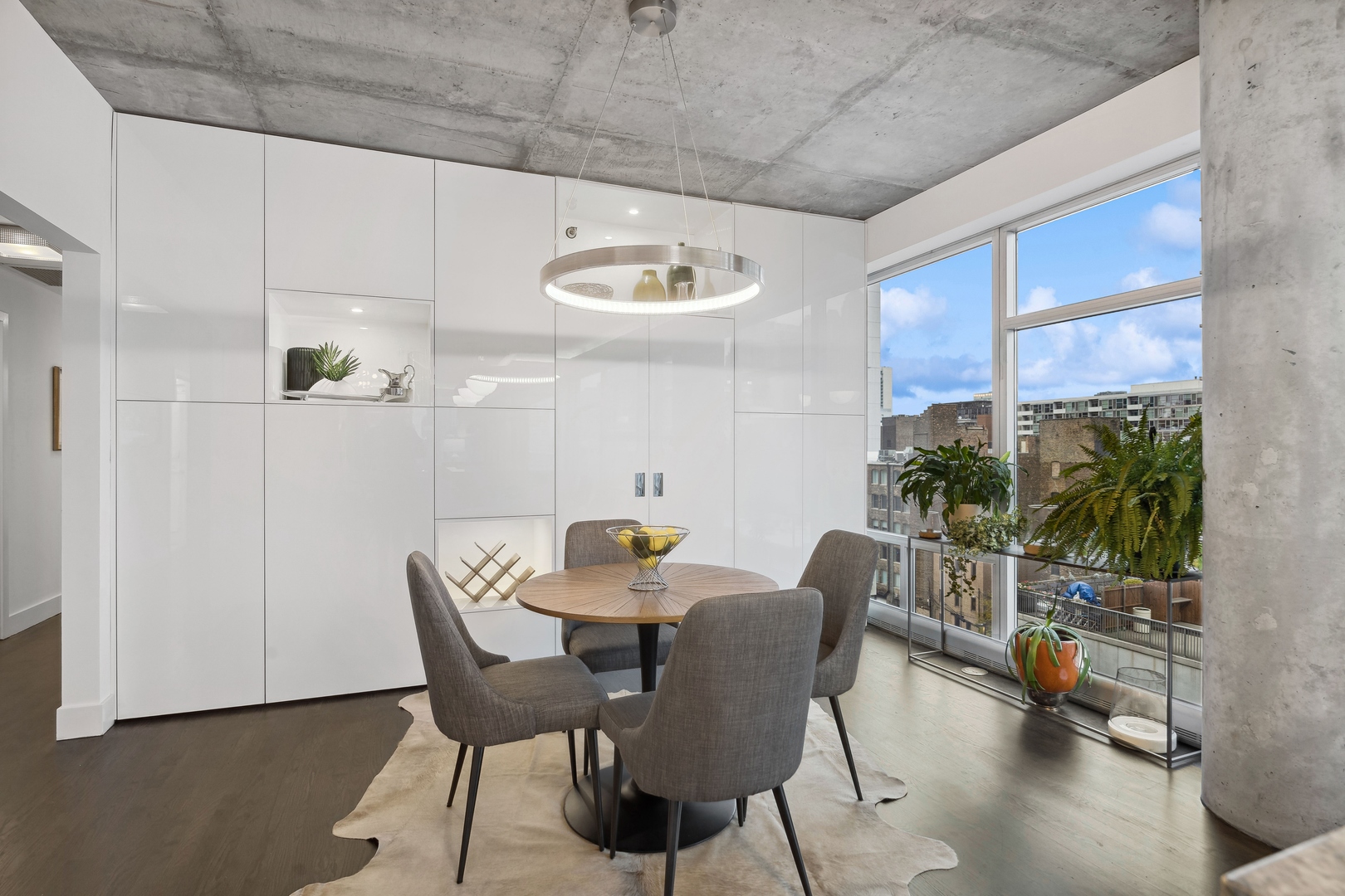 201 W Grand Avenue Unit: 801