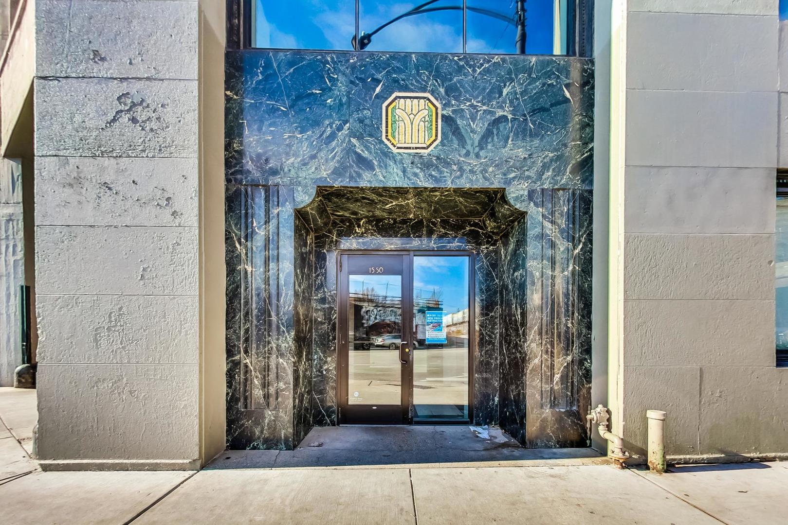 1550 S Blue Island Avenue Unit: 715