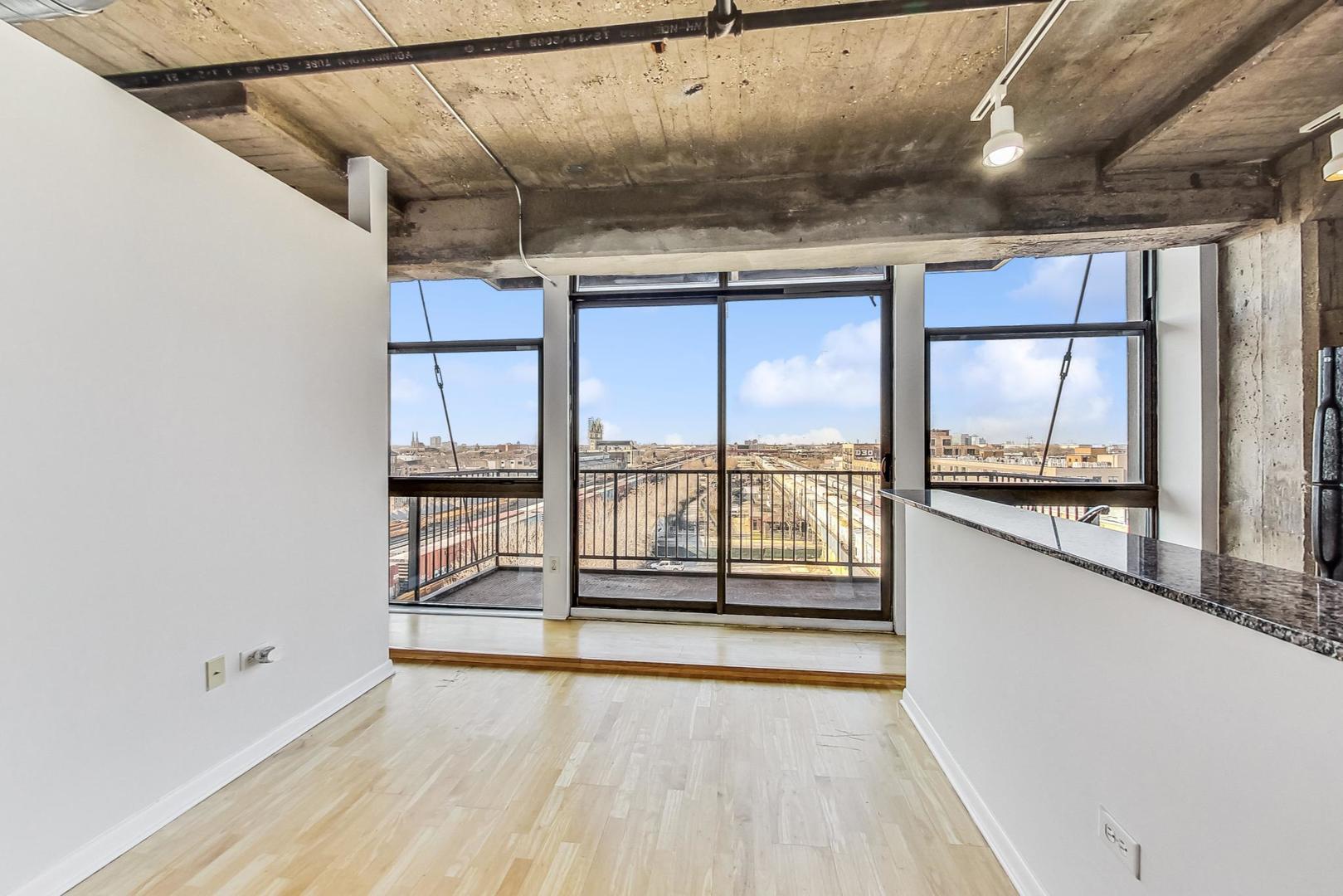1550 S Blue Island Avenue Unit: 715
