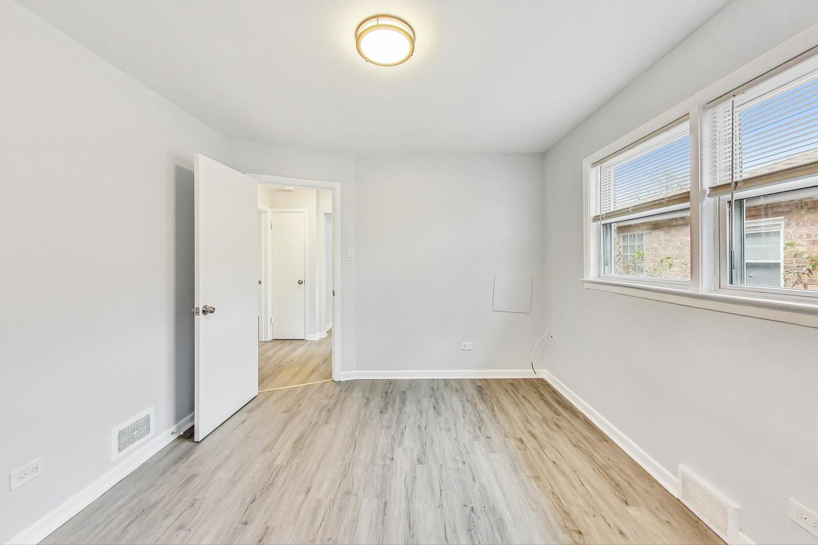 7618 W Monroe Street