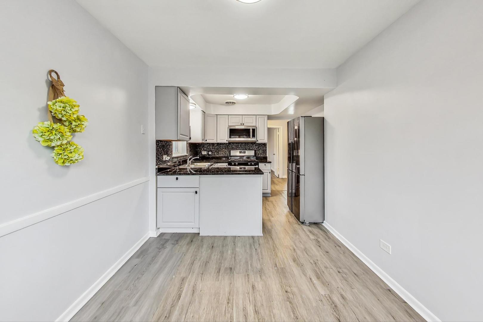 7618 W Monroe Street