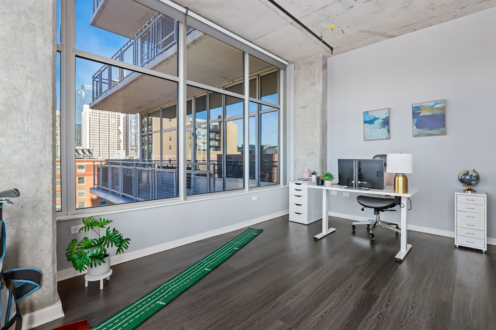50 E 16th Street Unit: 815