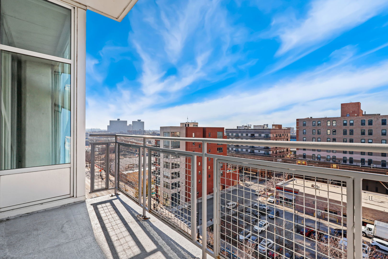 50 E 16th Street Unit: 815