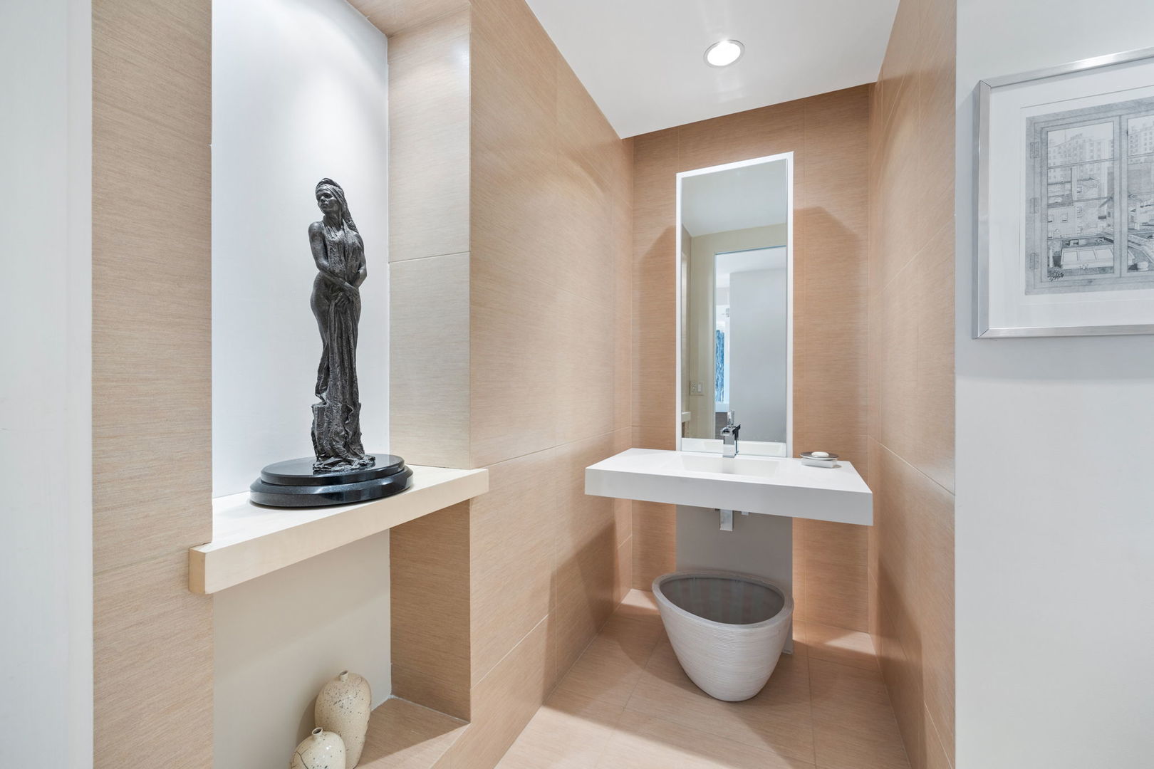 130 N Garland Court Unit: 1303