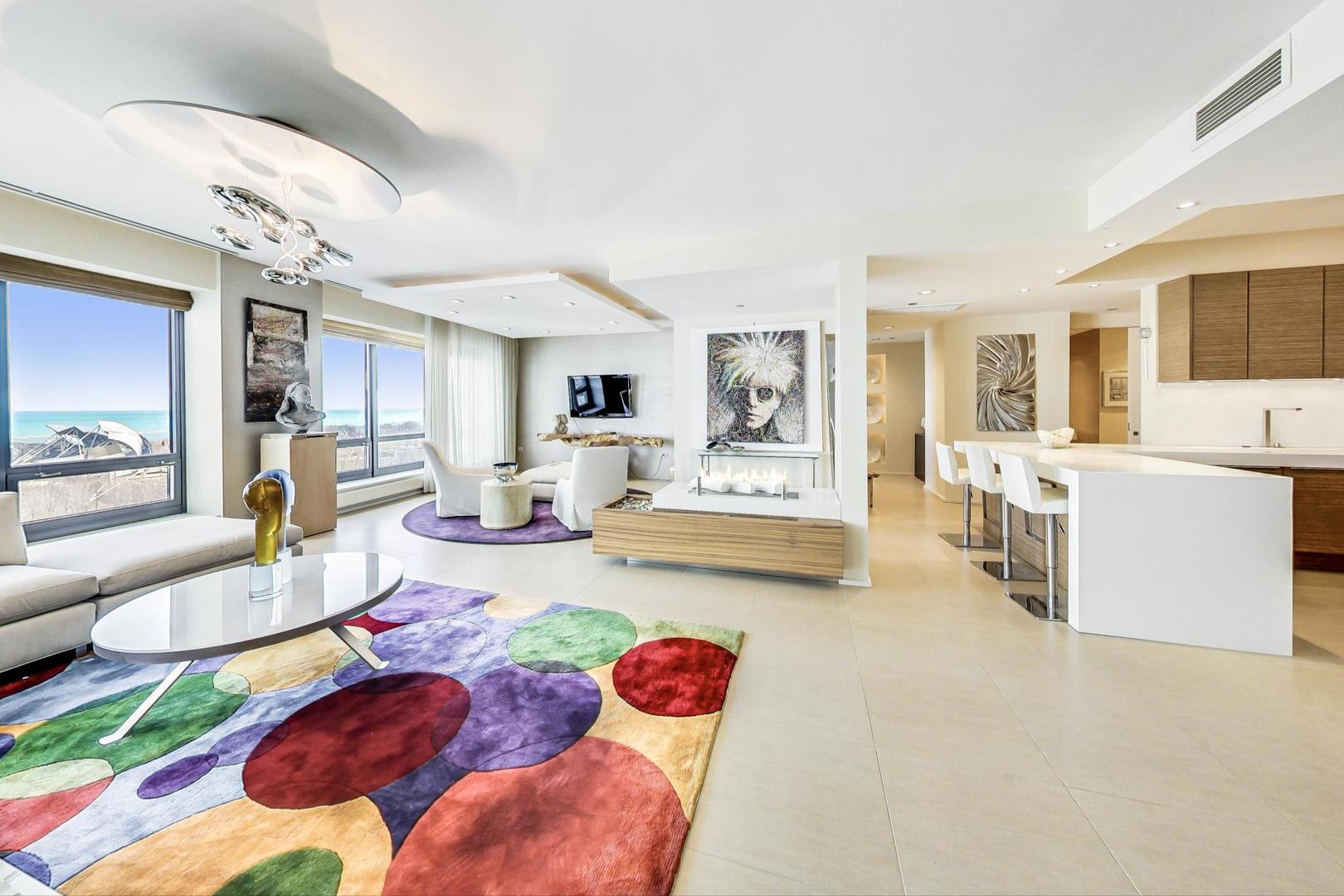 130 N Garland Court Unit: 1303