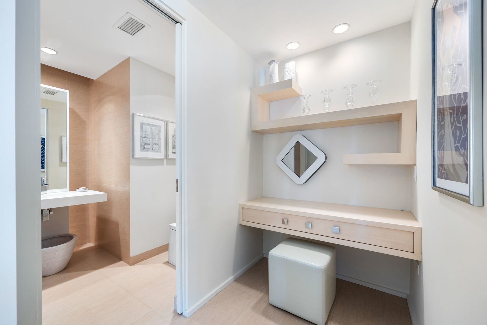 130 N Garland Court Unit: 1303