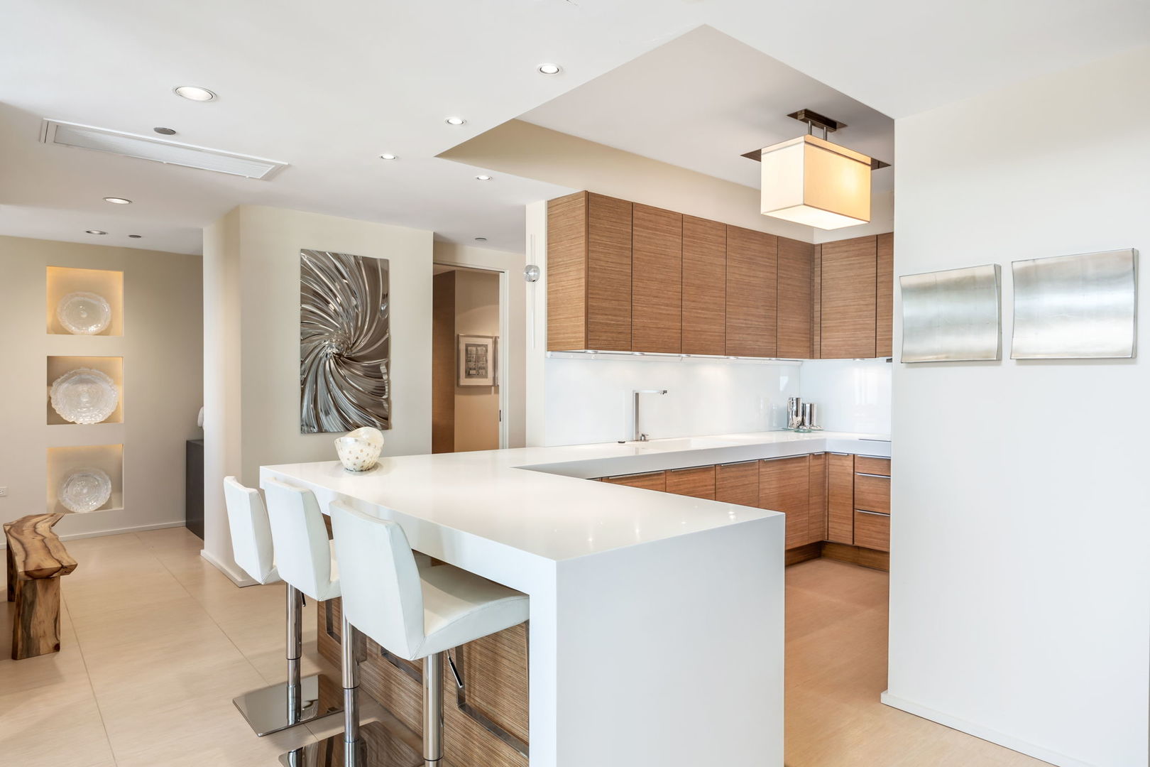 130 N Garland Court Unit: 1303