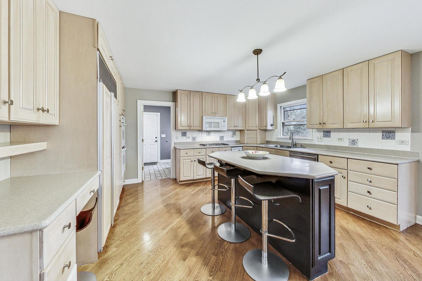 2330 Riverwoods Road