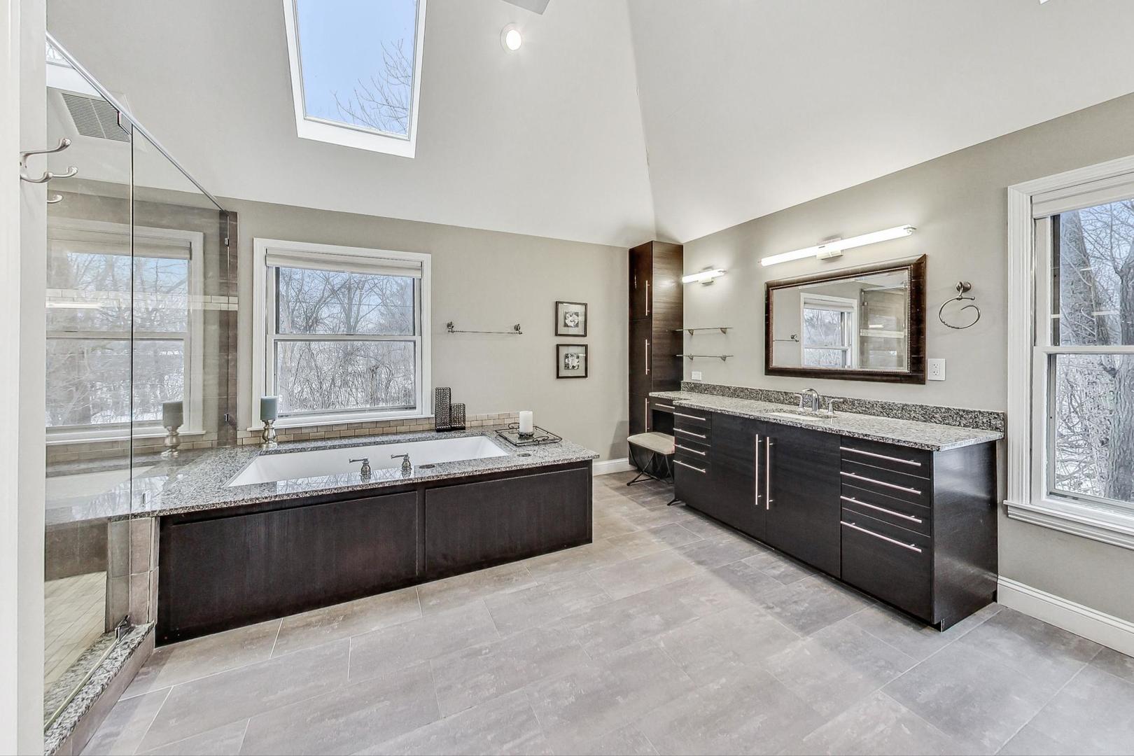 2330 Riverwoods Road