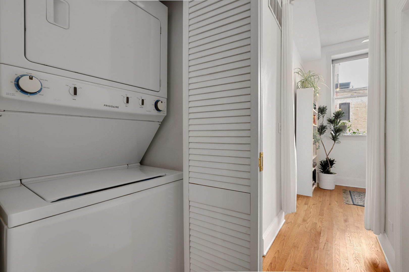 450 W Armitage Avenue Unit: 1