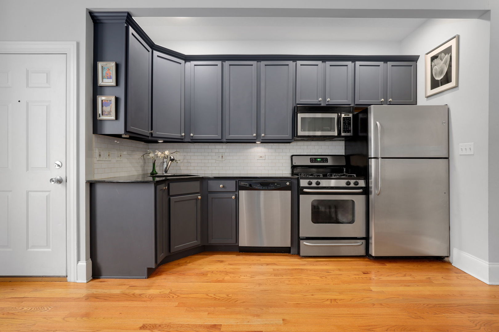 450 W Armitage Avenue Unit: 1