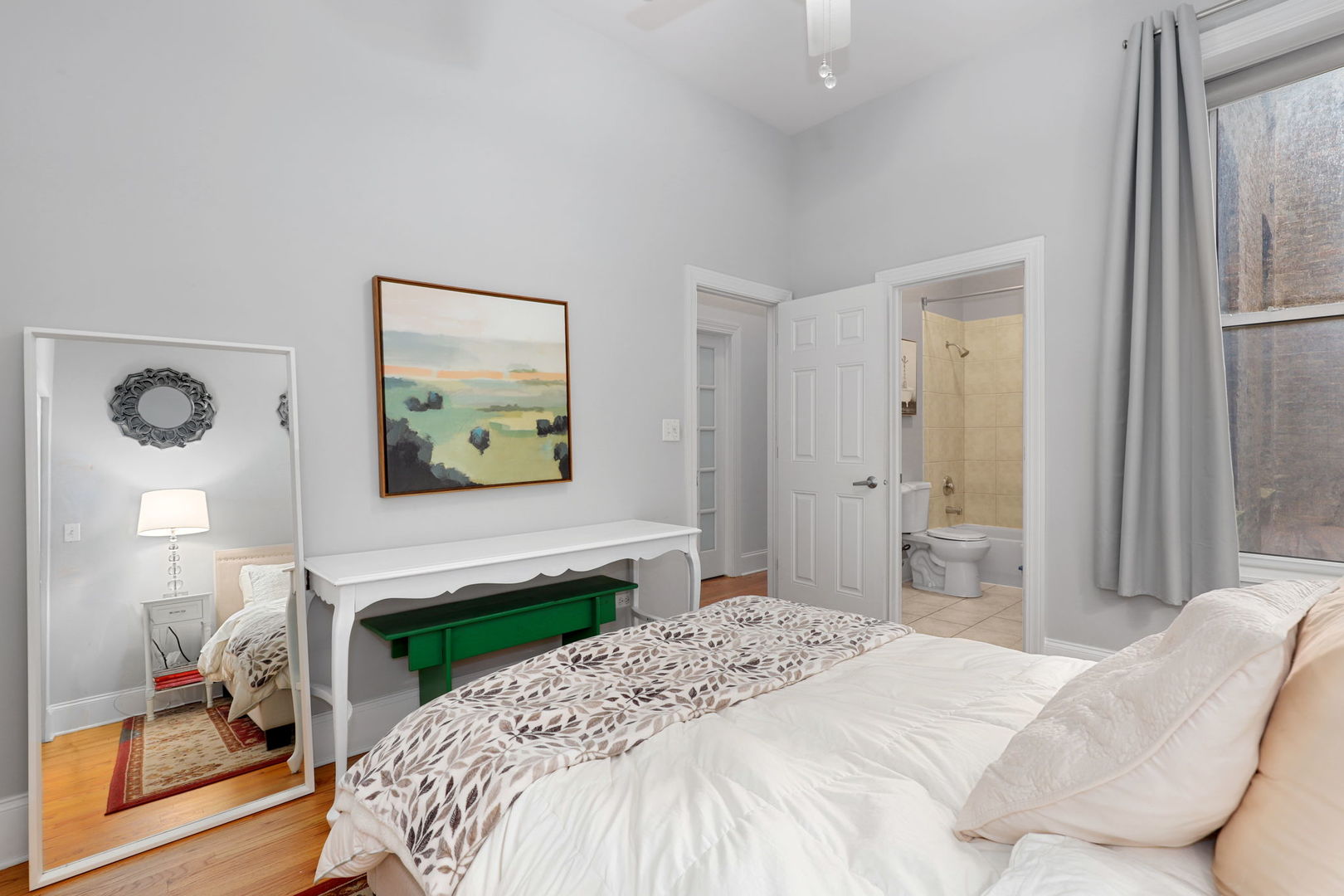 450 W Armitage Avenue Unit: 1