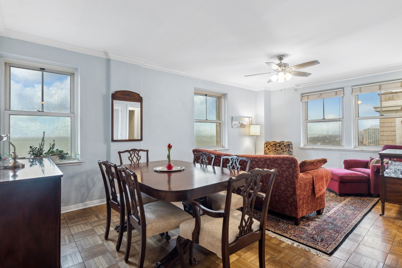 5555 N Sheridan Road Unit: 1916